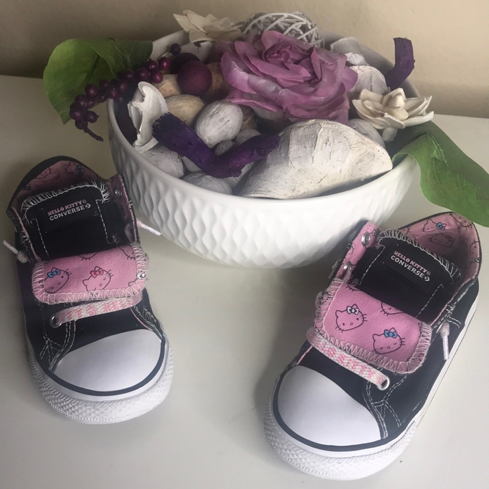 Hello kitty converse slip on shoes